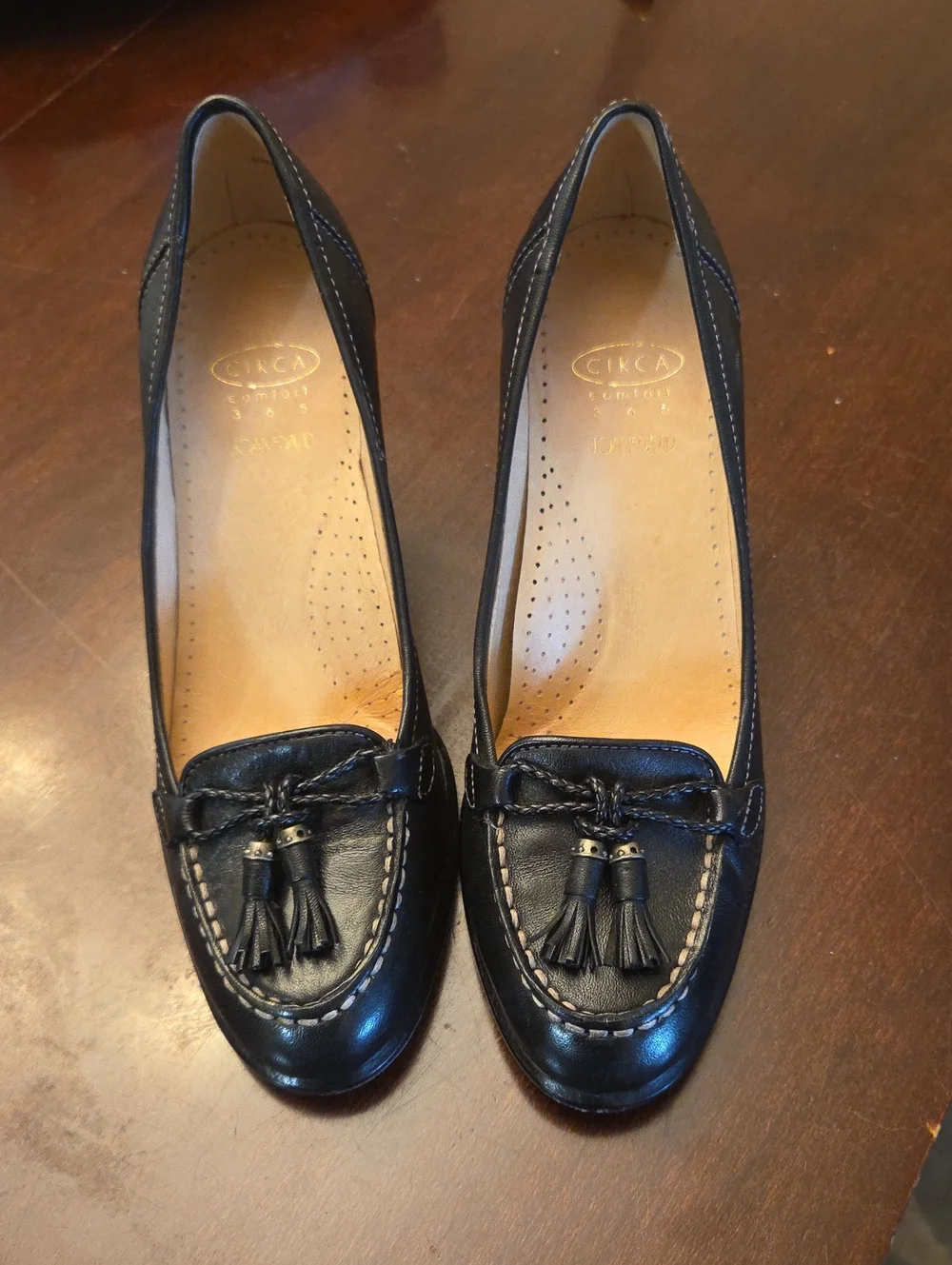 Joan & David Black Leather Tassel Loafers